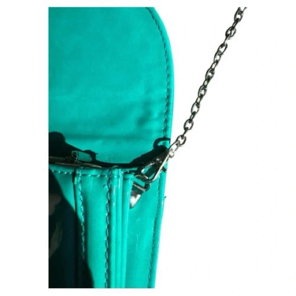 Melie Bianco Patent Gloss Clutch Aqua Green Metal Strap